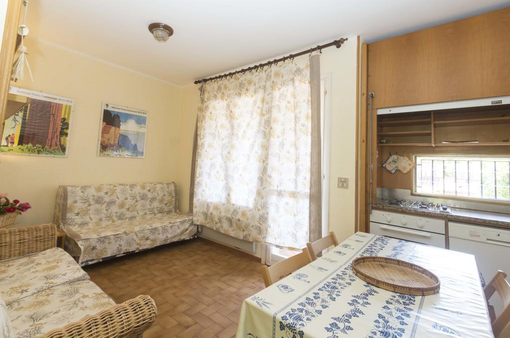 Capo D'Arco - Goelba Apartman Rio Marina Kültér fotó